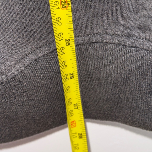 Def Leppard Skull Graphic Sweatshirt Black Band Logo Pullover Crewneck Size L - Picture 7 of 7